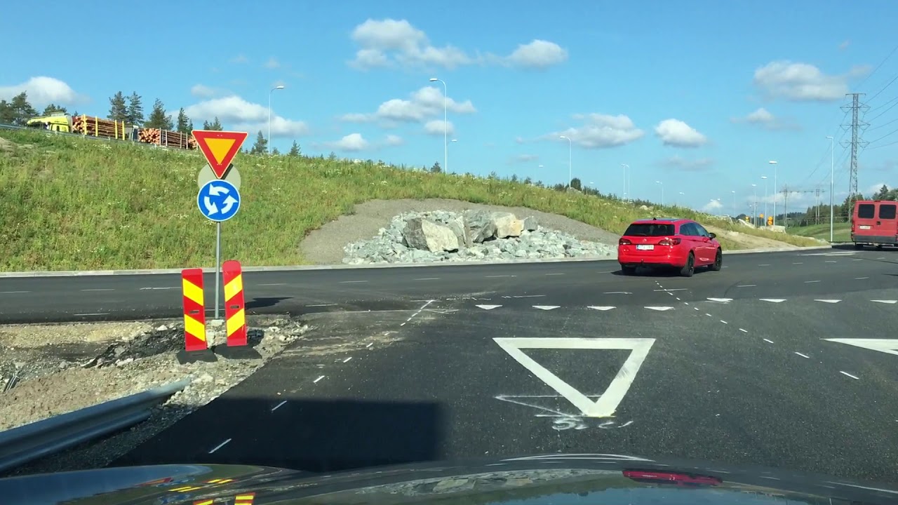 Raatekankaan uusi kiertoliittymä