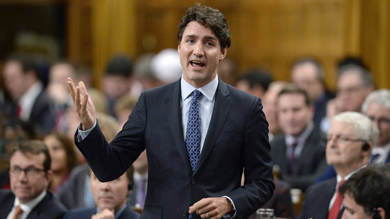 MPs rowdy as NDP questions Trudeau over Trump's travel ban