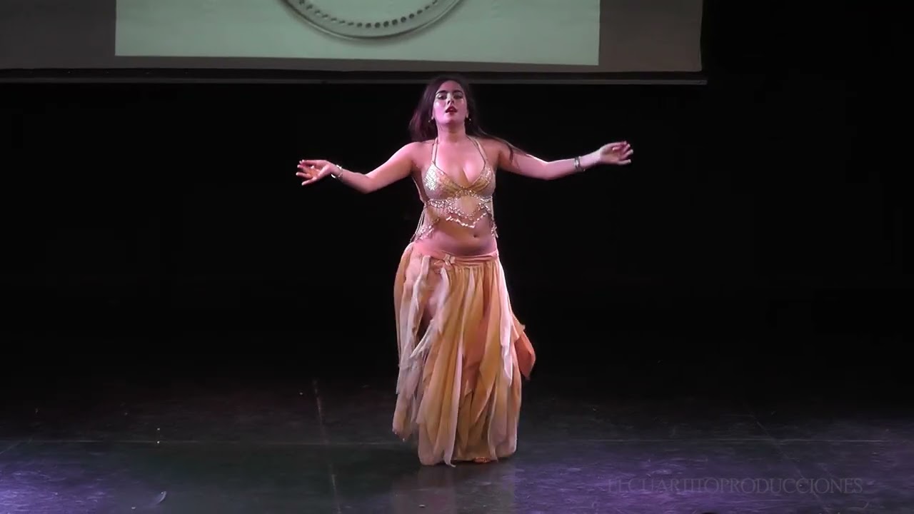Celeste Sueldo Bellydancer - Drum solo 