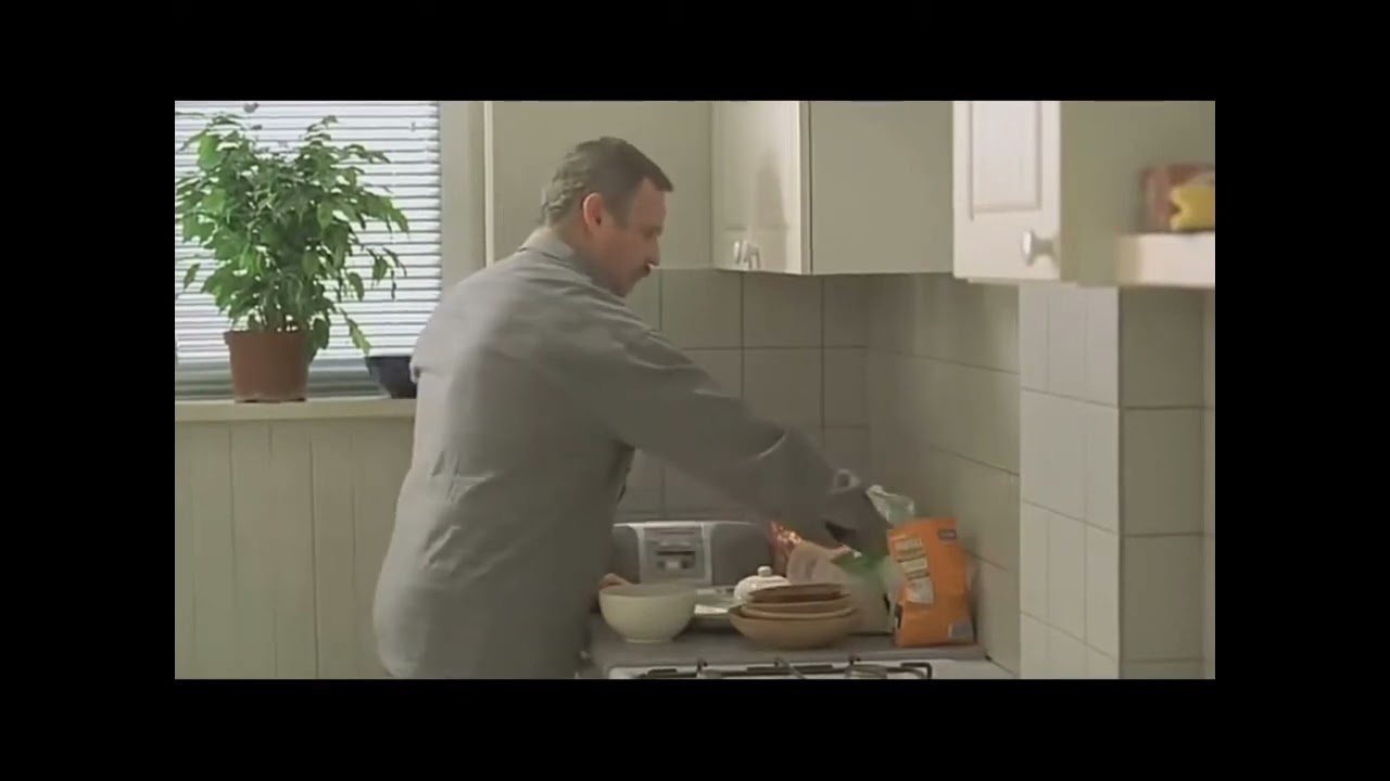 Dzień Świra - Marnowanie żywności