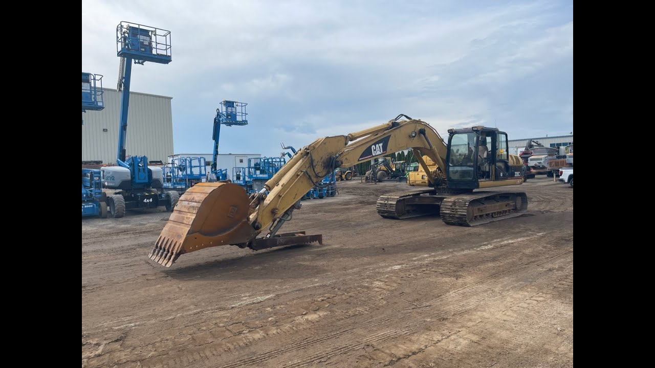 CAT 320CL equipped with auto greaser & hydraulic  thumb!