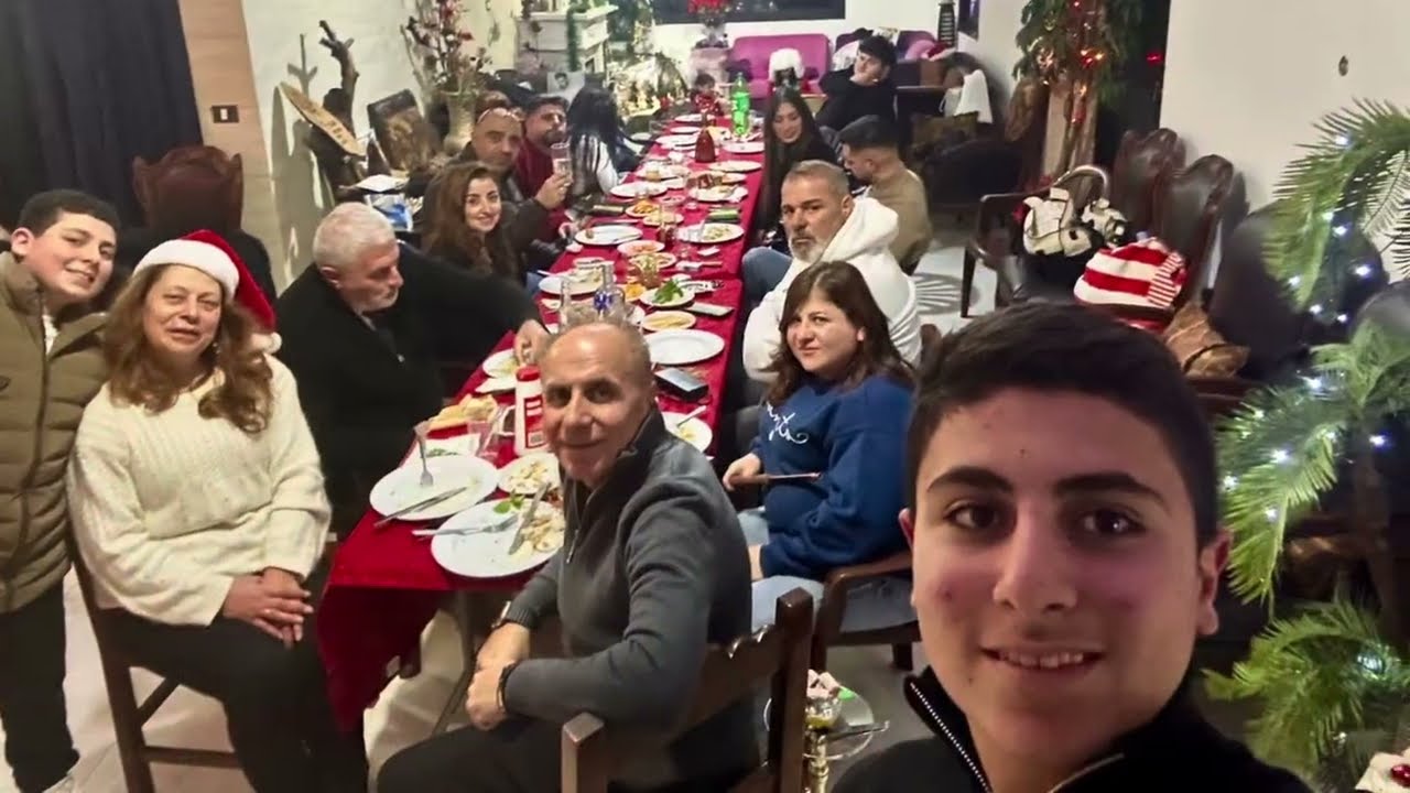 ولد المسيح هللويا.. ليلة الميلاد في ربوع الوطن وسهرة عائلية مميزة 🎄🇱🇧❤️🙏