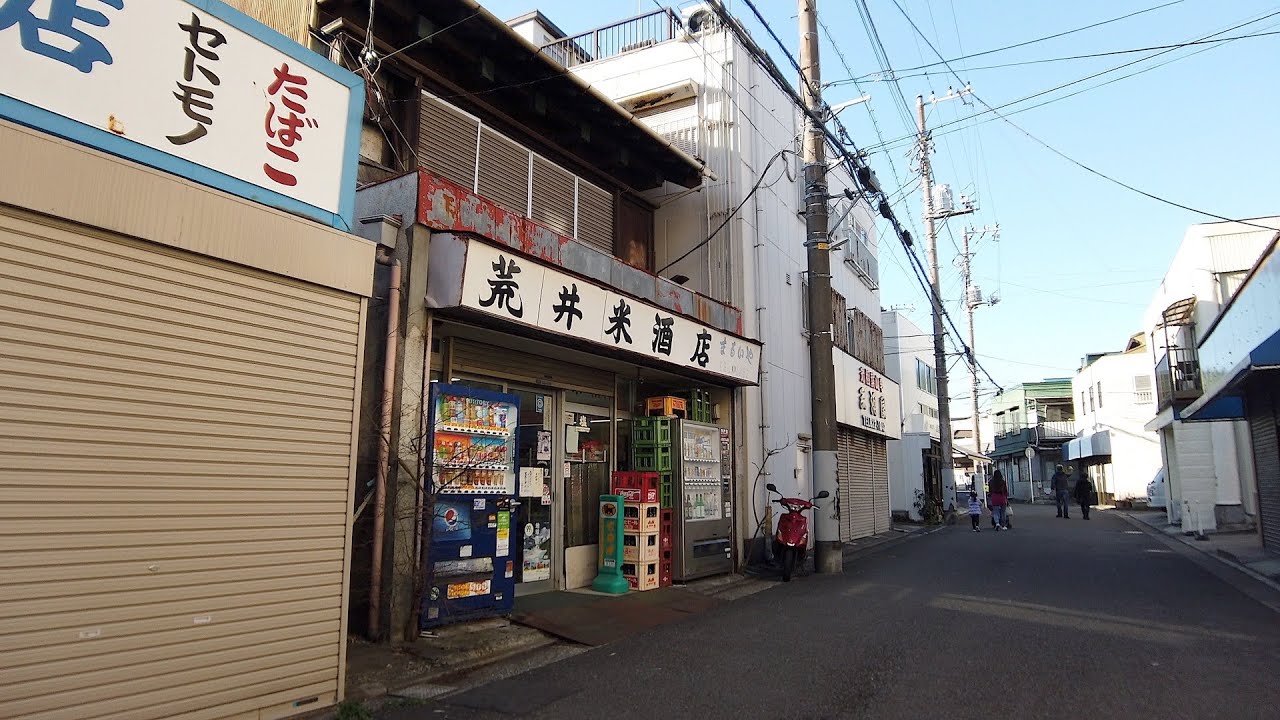 上町池の端の街並み　神奈川県横須賀市 :Kanagawa cityscape