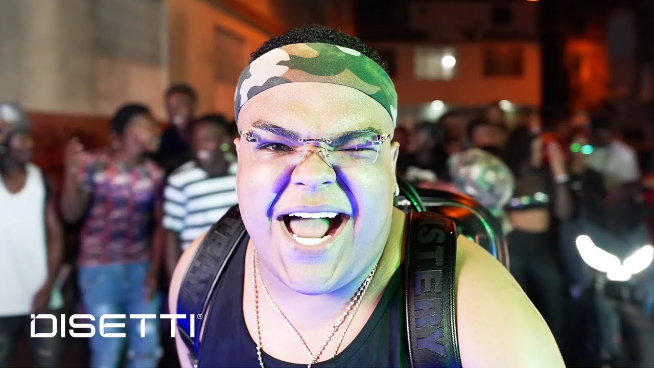 Mr Plata x Rey Preciado x La Cubana - EXQUISITO (La Mo&ntilde;a)