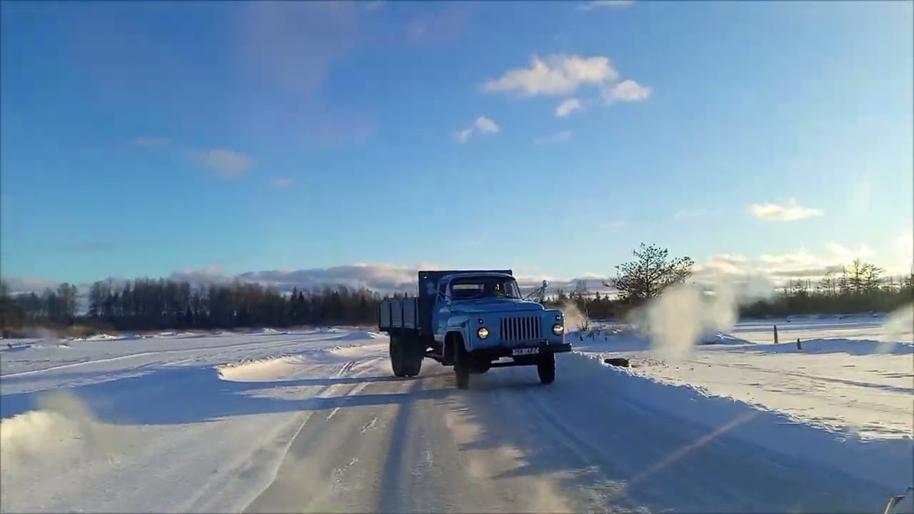 Gaz 52 chasing Moskvish 2.