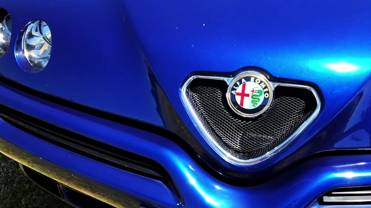 RentAClassic Sports Car Review - 2001 Alfa Romeo Spider V6