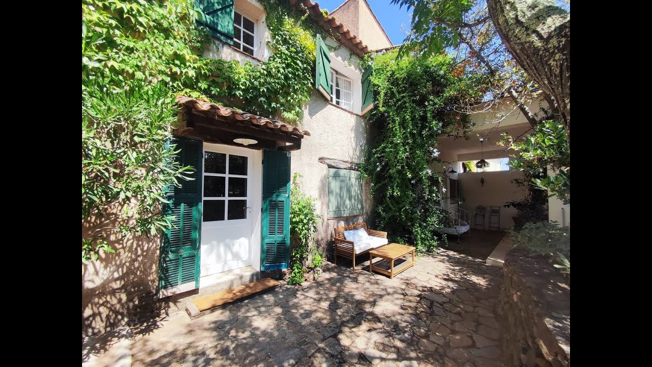 Cogolin - Maison de hameau T8 230 m&sup2;