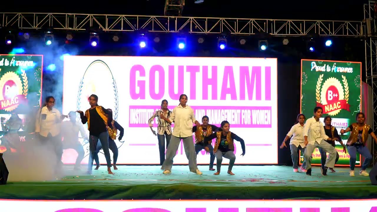 Nee jean pant chusi song #sarang #dance #collegedays #viral #trending #gitamw