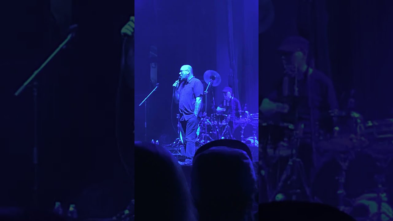 I Miss the Girl - Soul Coughing 2025.12.12 Q101 Twisted Xmas Aragon Ballroom Chicago