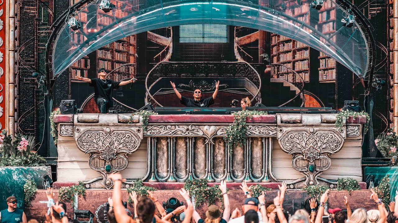Whisnu Santika ft. Liquid Silva - Tomorrowland Live Set 2024