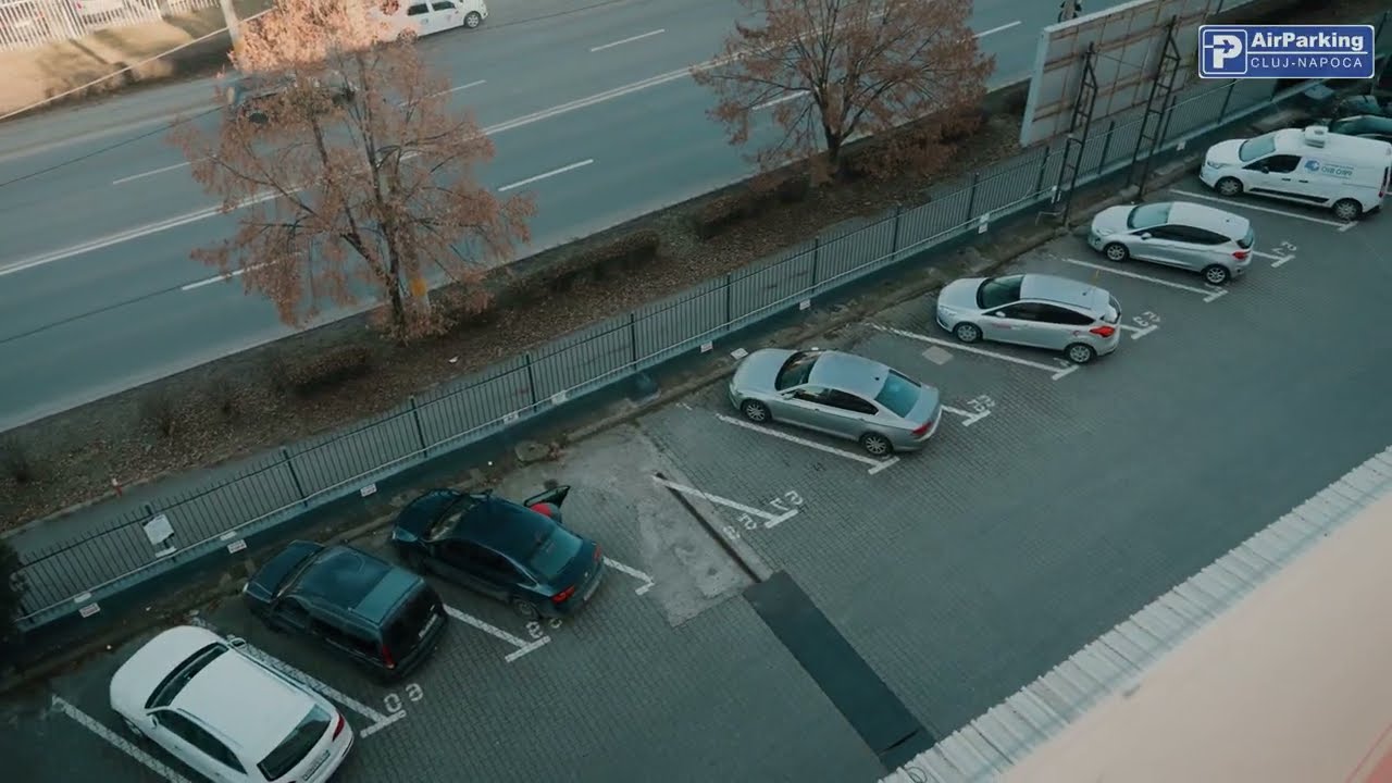 Descoperă AirParking: Parcare Privată și Plată Rapidă cu Cardul -  lângă Aeroportul Cluj-Napoca