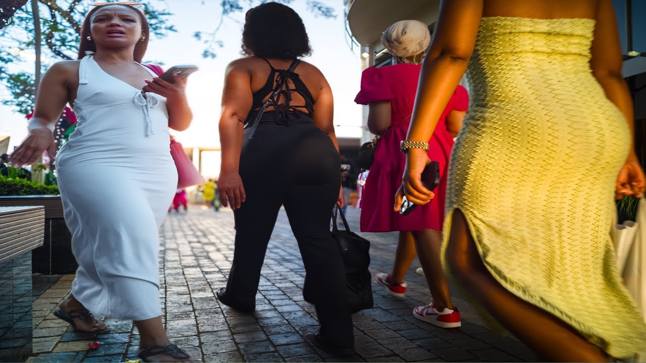 ROSEBANK INCREDIBLE MOMENTS JOHANNESBURG 🇿🇦