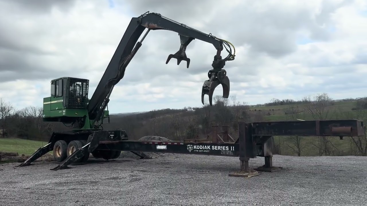 2007 John Deere 437C Knuckleboom 