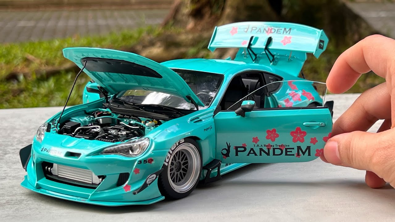 Unboxing Toyota 86 Rocket  Bunny Pandem Edition | 1/18 Diecast Car Model