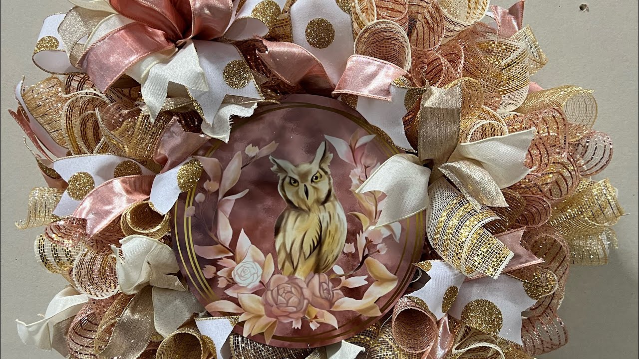Gold, Rose Gold and Cream deco mesh wreath 3 mesh method | Hard Working Mom |How to
