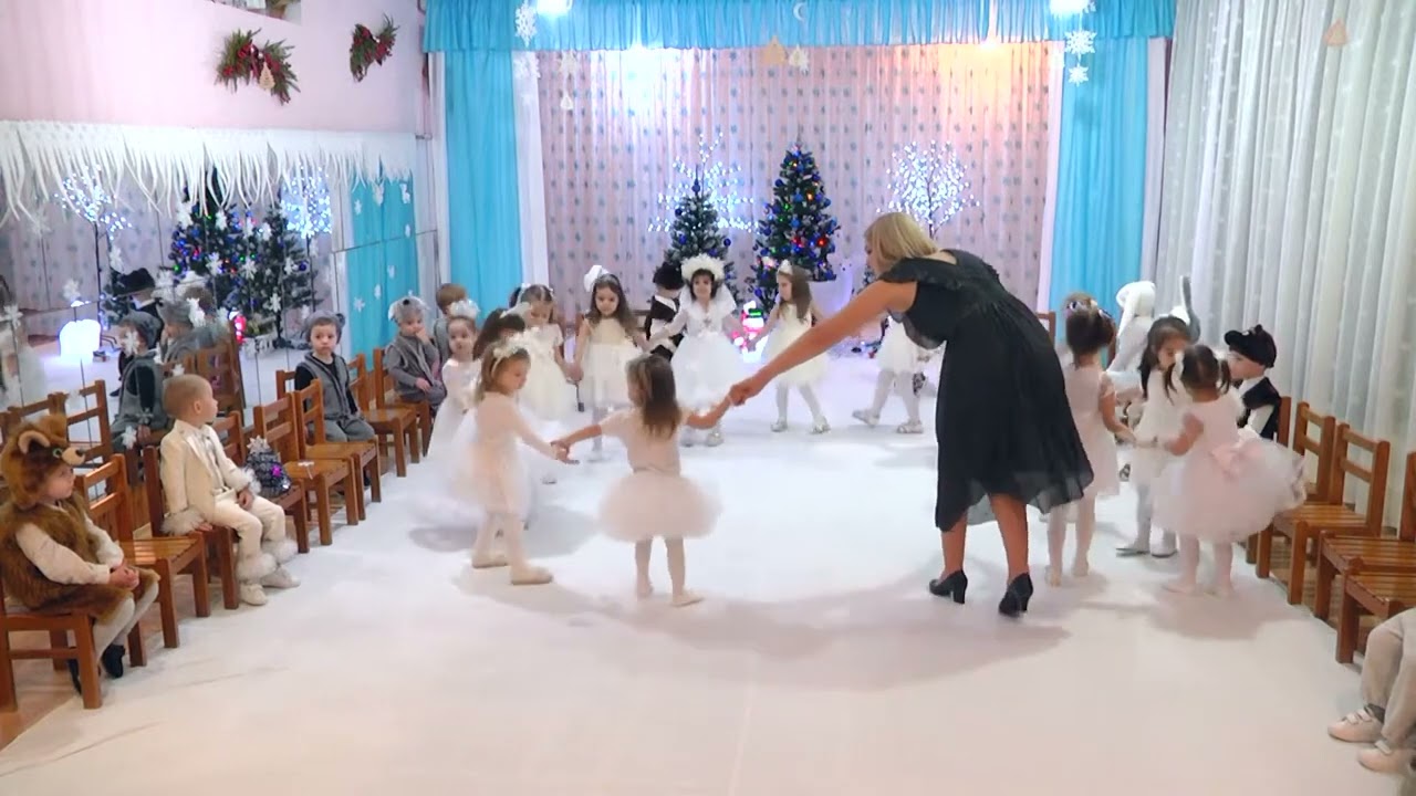Matineu Anul Nou 2022, Grădinița ”Andrieș”, grupa mică, or. Ialoveni, RM