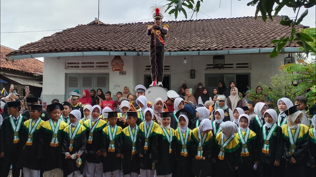 Perahu ⛵ .. Elang Jawa Marching Band Narawisan, TPQ AL HIKMAH JEMBAYAT MARGASARI 