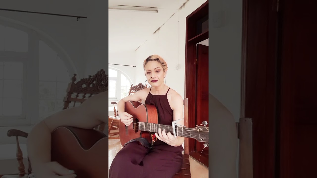 Linkin Park- The Emptiness Machine : LiLiTh AnOnYmOuS- My acoustic cover