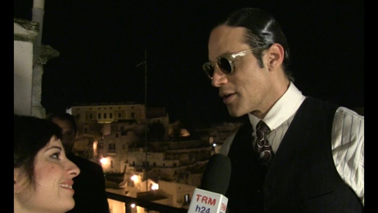 Delirio di fan a Matera per Gabriel Garko