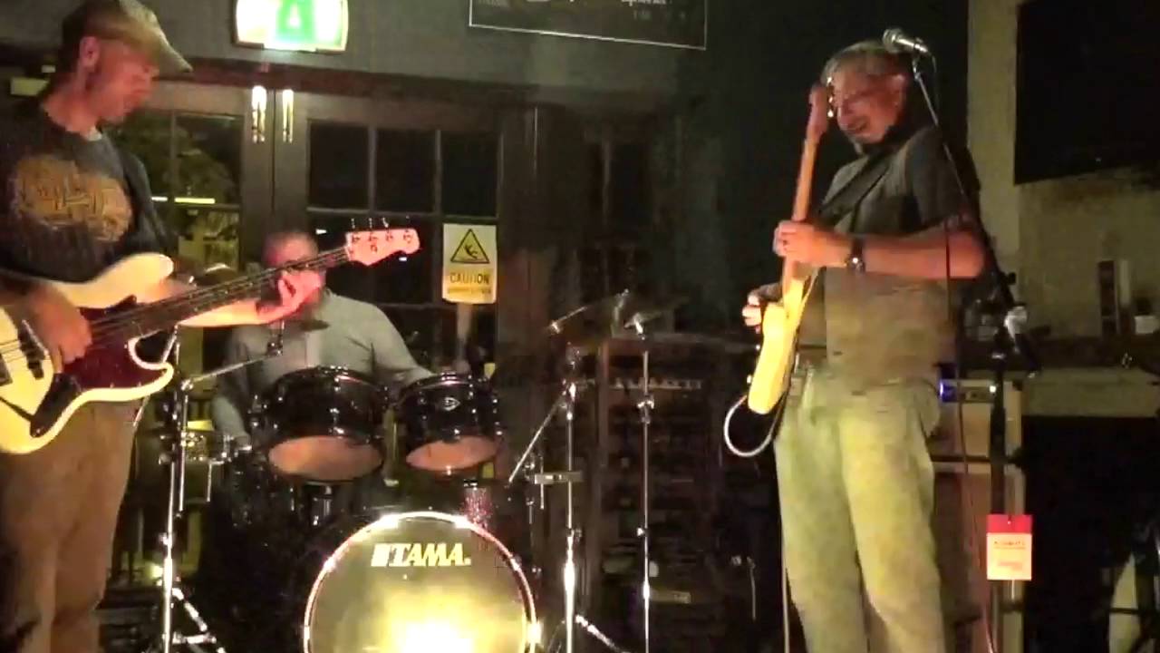 Drew Smith & the engine room (Worried life blues)