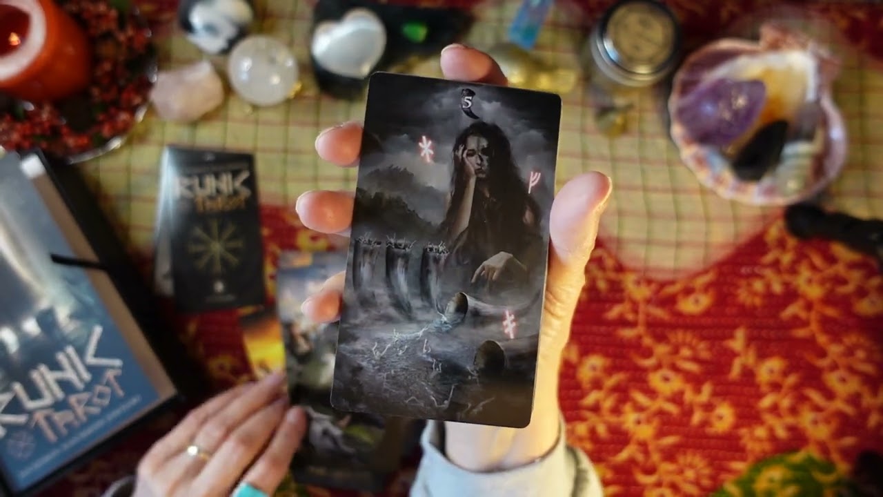 RUNIC TAROT -  Deck Review