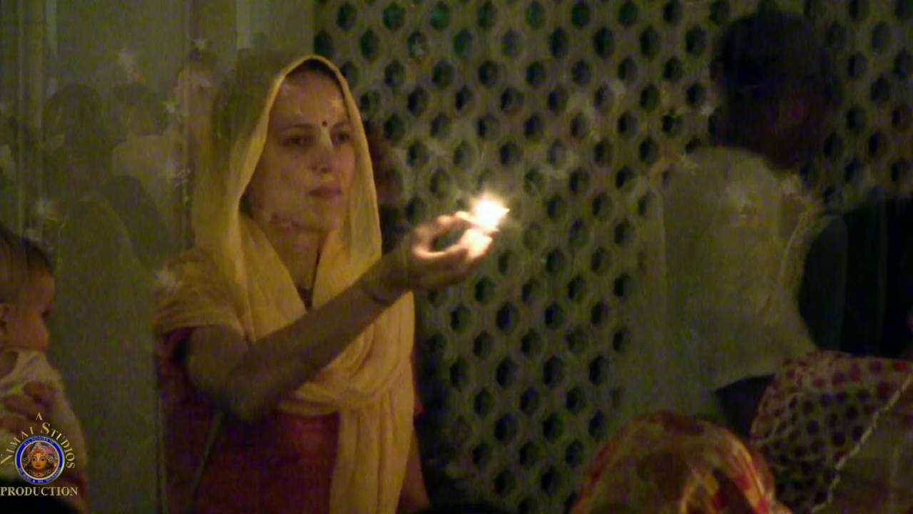 2016 Sri Damodarastakam Ceremony - Day 2 - Kirtan led by Narahari Nityananda dasa.