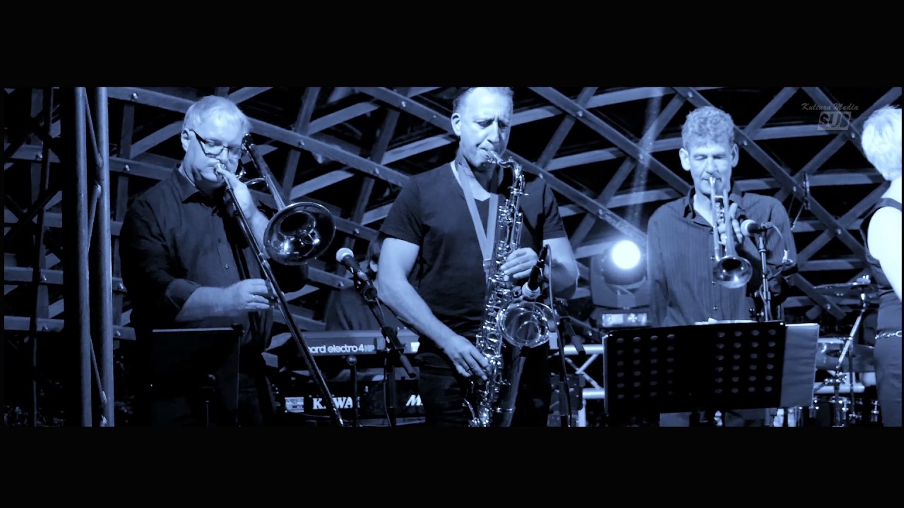 Chain of fools - the thrill is gone (by Lew Brown & Rey Henderson)