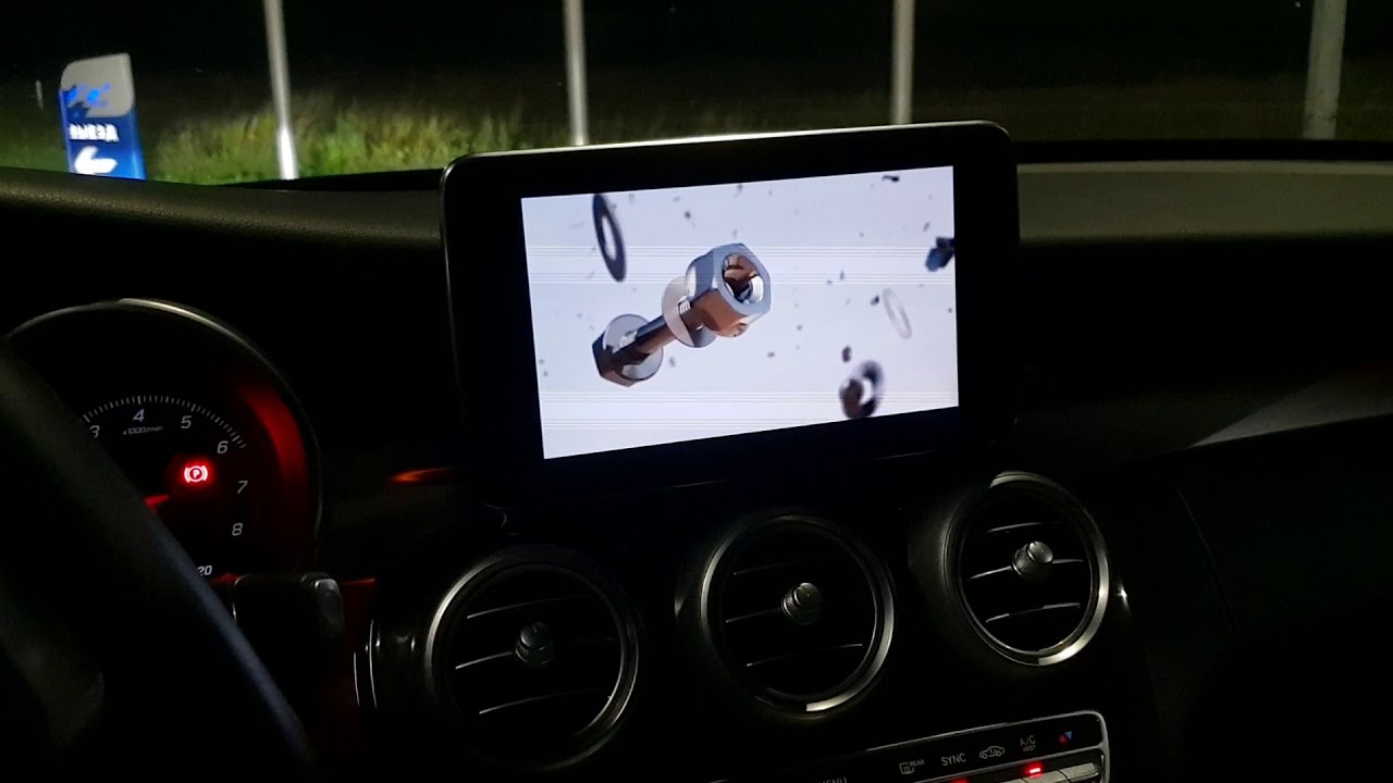 W205 COMAND Online видео