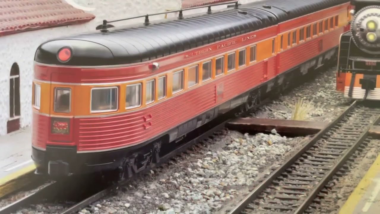 Unboxing Model N Scale Southern Pacific Lines Daylight Passenger Cars