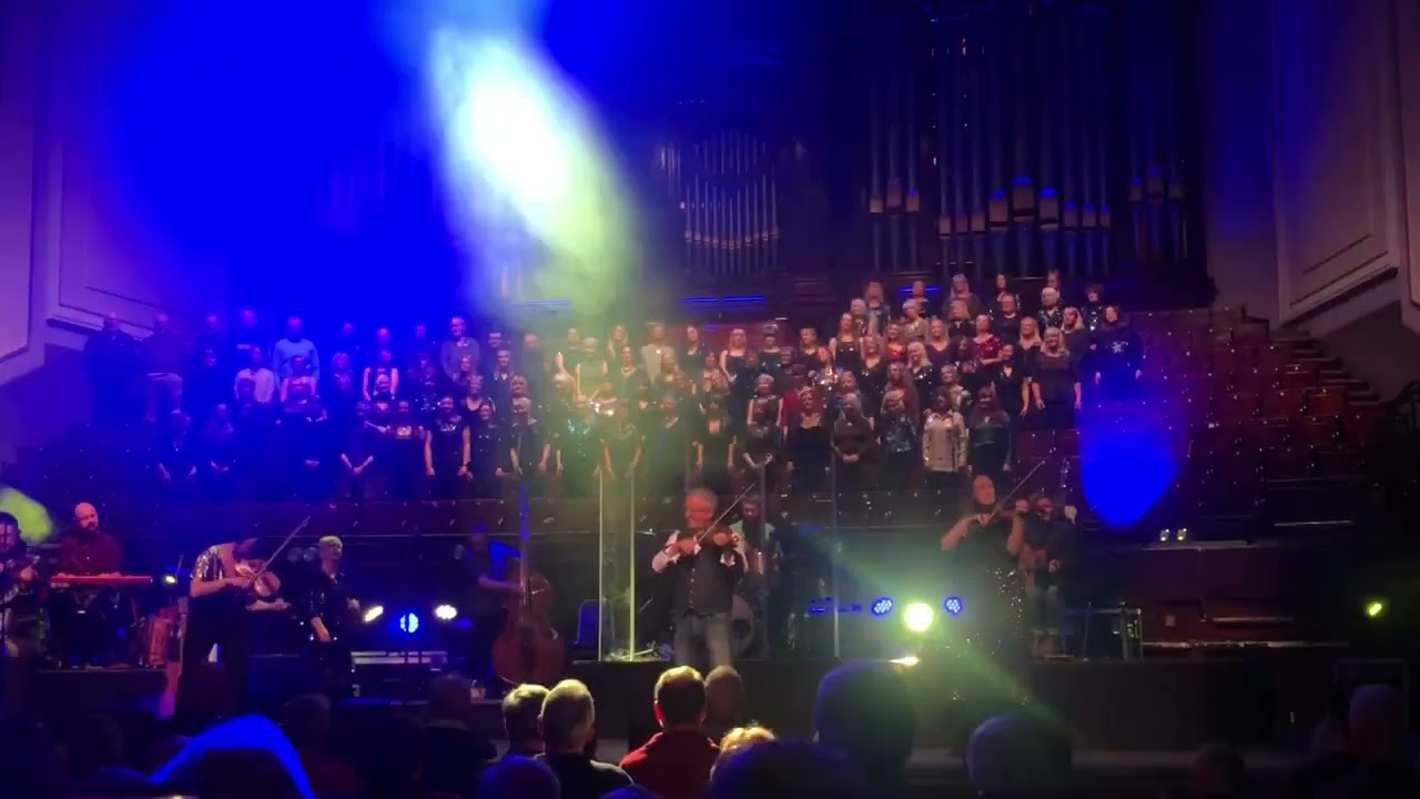 Doddie's Dream; Blazin' Fiddles with Soundhouse Choir in Usher Hall, Edinburgh 30 11 23