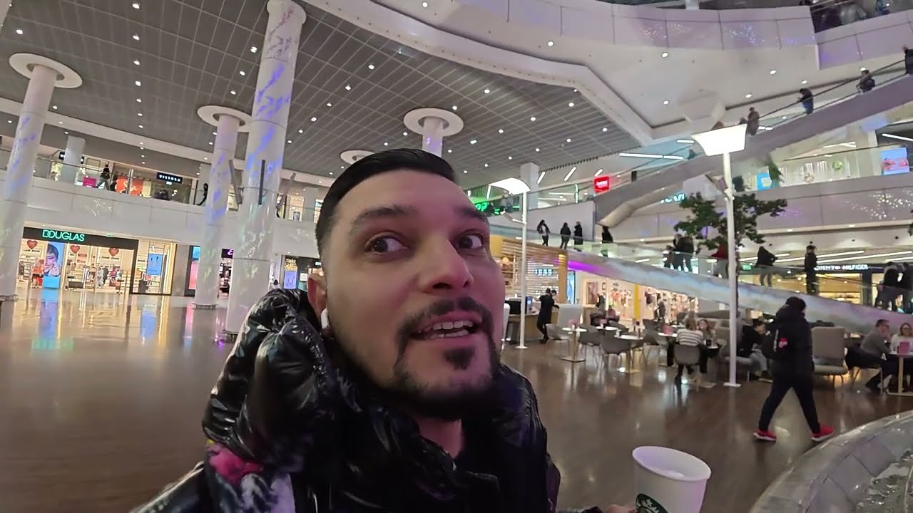 The biggest Mall in Poland - better then in America?