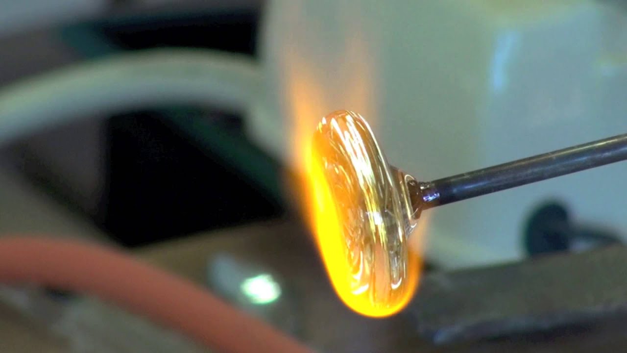 ガラス工芸作家　岡﨑　壮