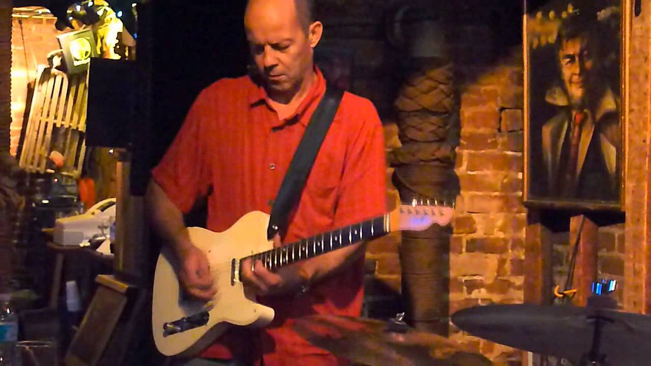 One Way Out by Pete Kanaras Blues Band @ Cat's Eye 8/2/12