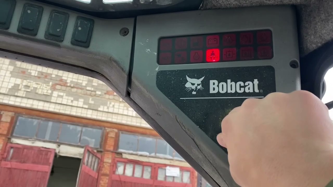 Bobcat S130 2004.Обзор    3 декабря 2021 г.