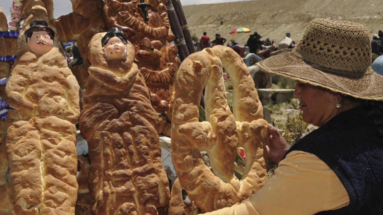 Skulls & Syncretism, An Overview of the Origins and Evolution of D&iacute;a de los Muertos