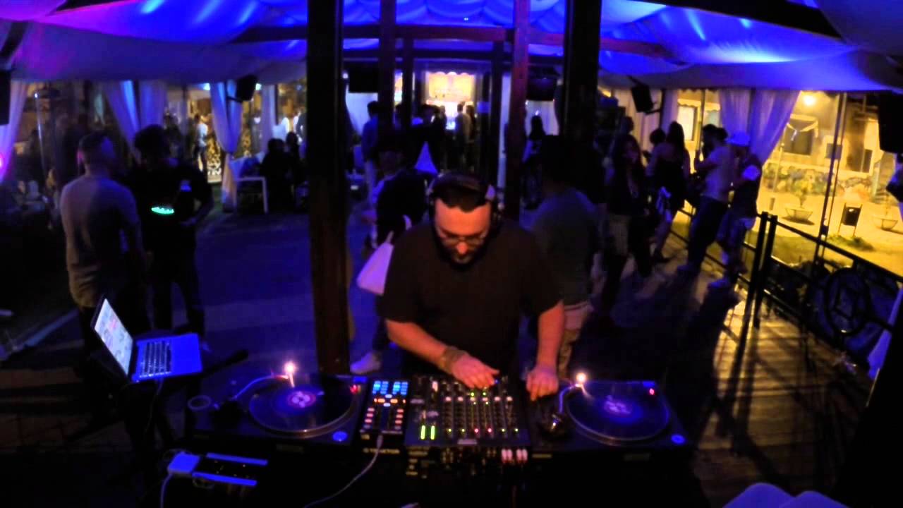 HOOM #9 • Dj Simi Dj Set