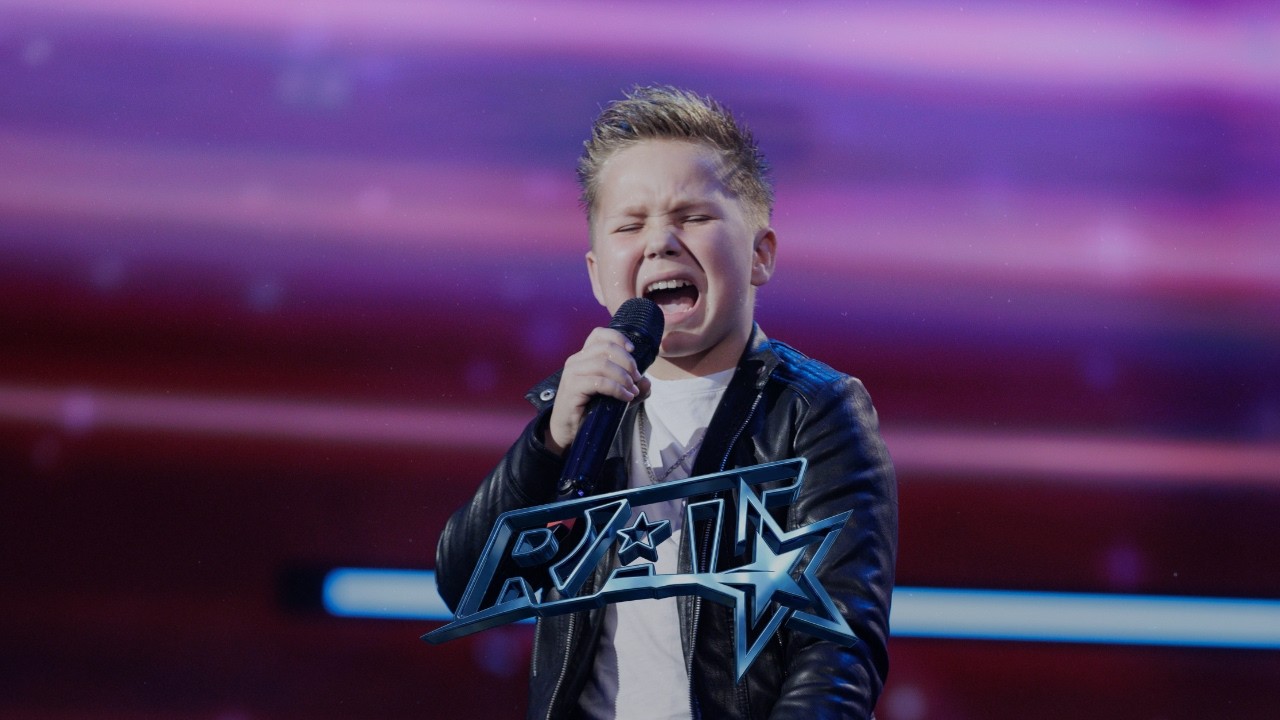 Lucas Moroșan, un copil de 9 ani care cântă și arată ca un superstar! | Românii Au Talent S16