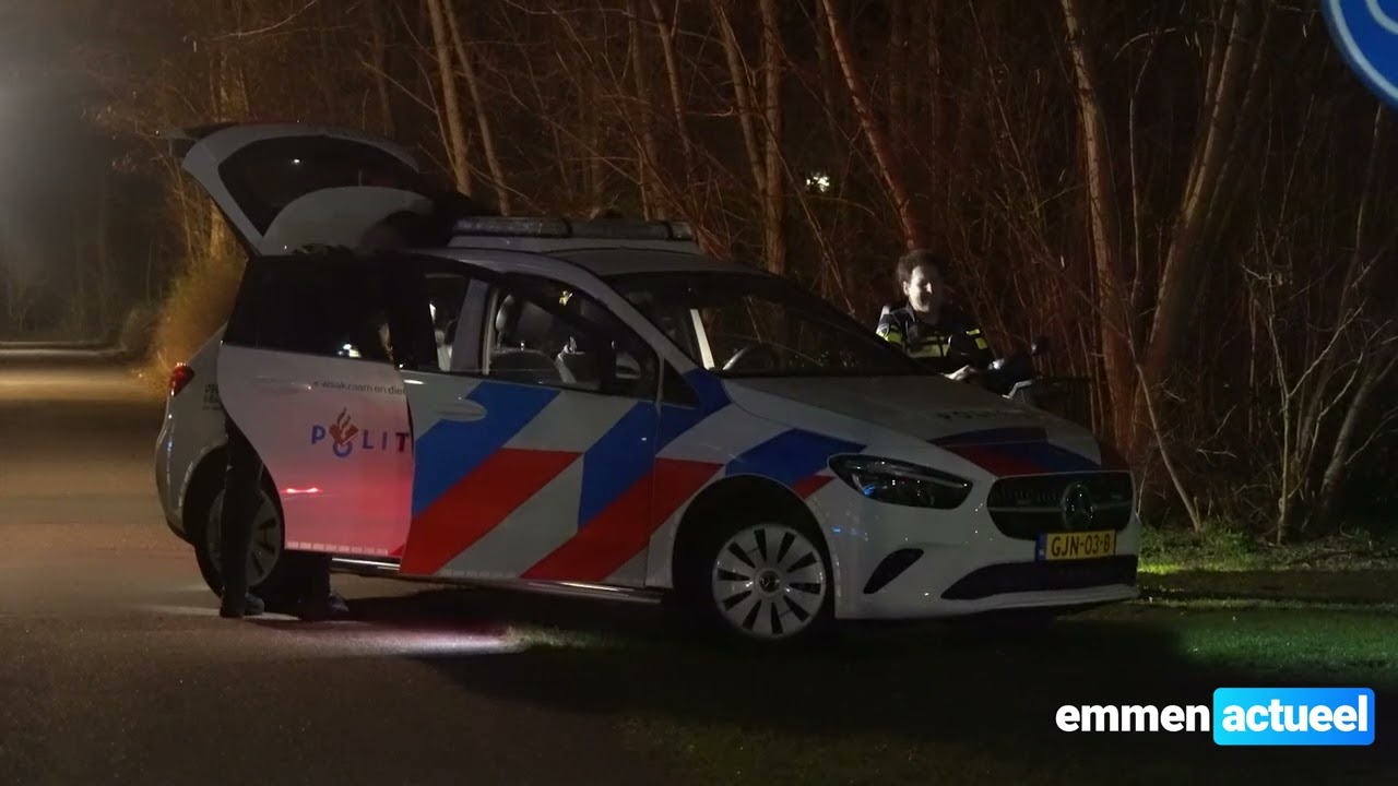Zoekactie met politiehond in Angelslo leidt tot aanhouding | Emmen Actueel