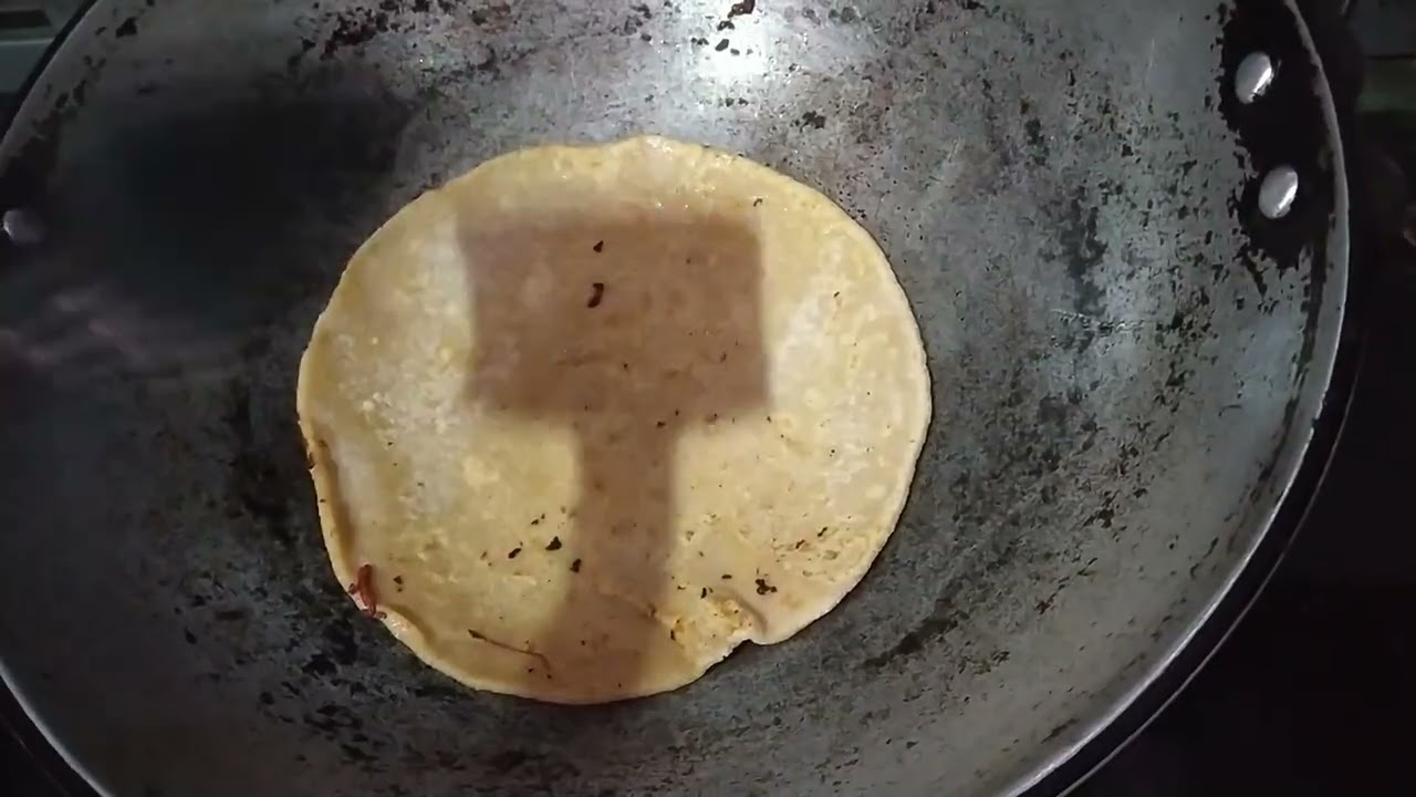 Gehun ke aate ka egg roll