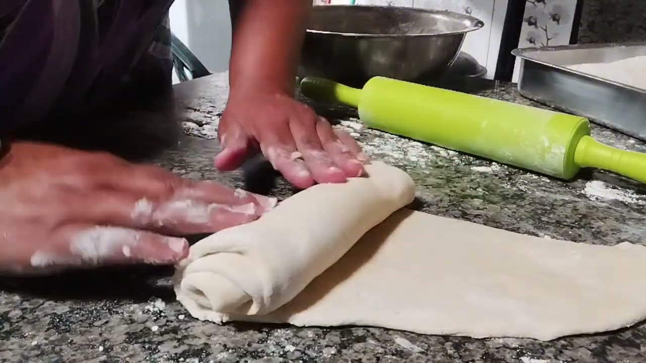 Ótimo vídeo pra vcs, vamos preparar um pão de creme de leite, receita boa 
