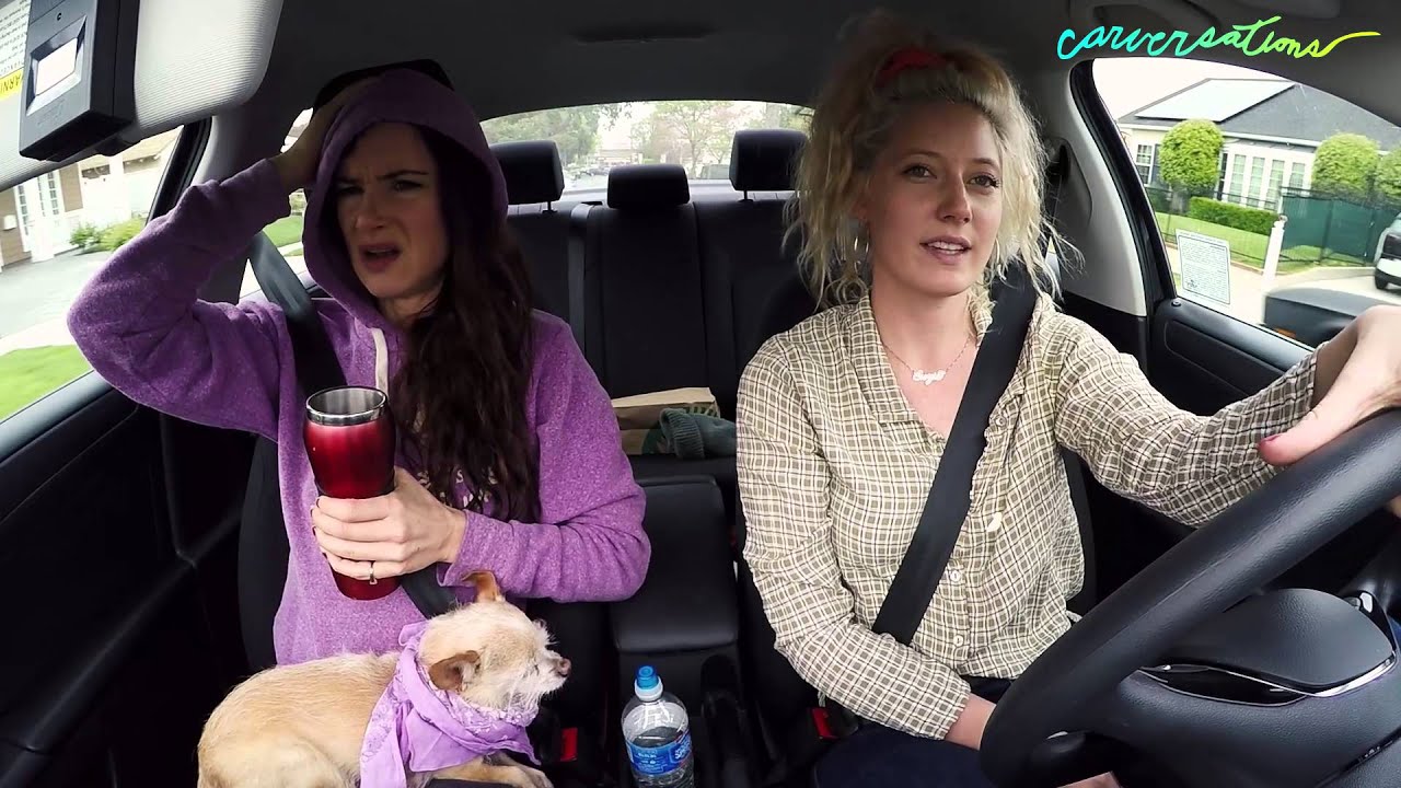 Suzie & Juliette Lewis & Teddy surf the radio