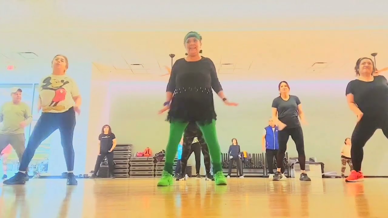 Practicing at Cuca Class!!💃🙏🥰❤️#reelviral #Practicing #dance #exercises #Instructor #lifestyle #love