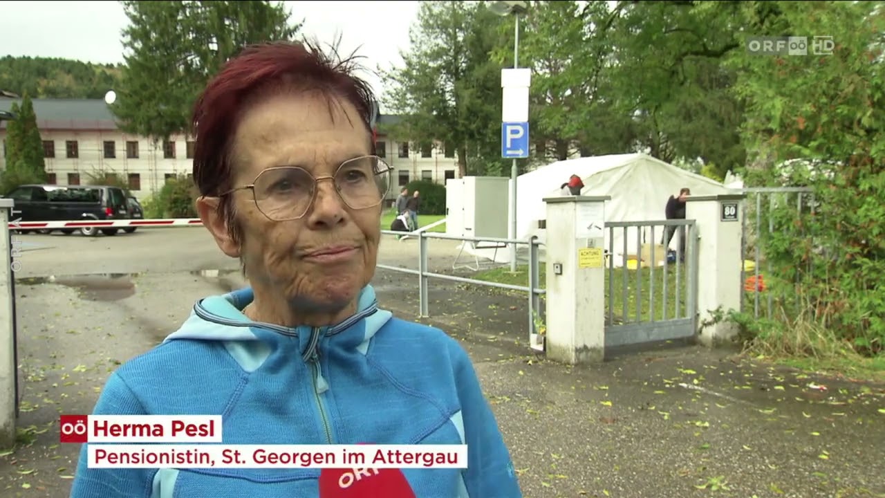 Thalham in St. Georgen im Attergau: Gemeinde droht A1 zu sperren Zelte für Flüchtlinge errichtet