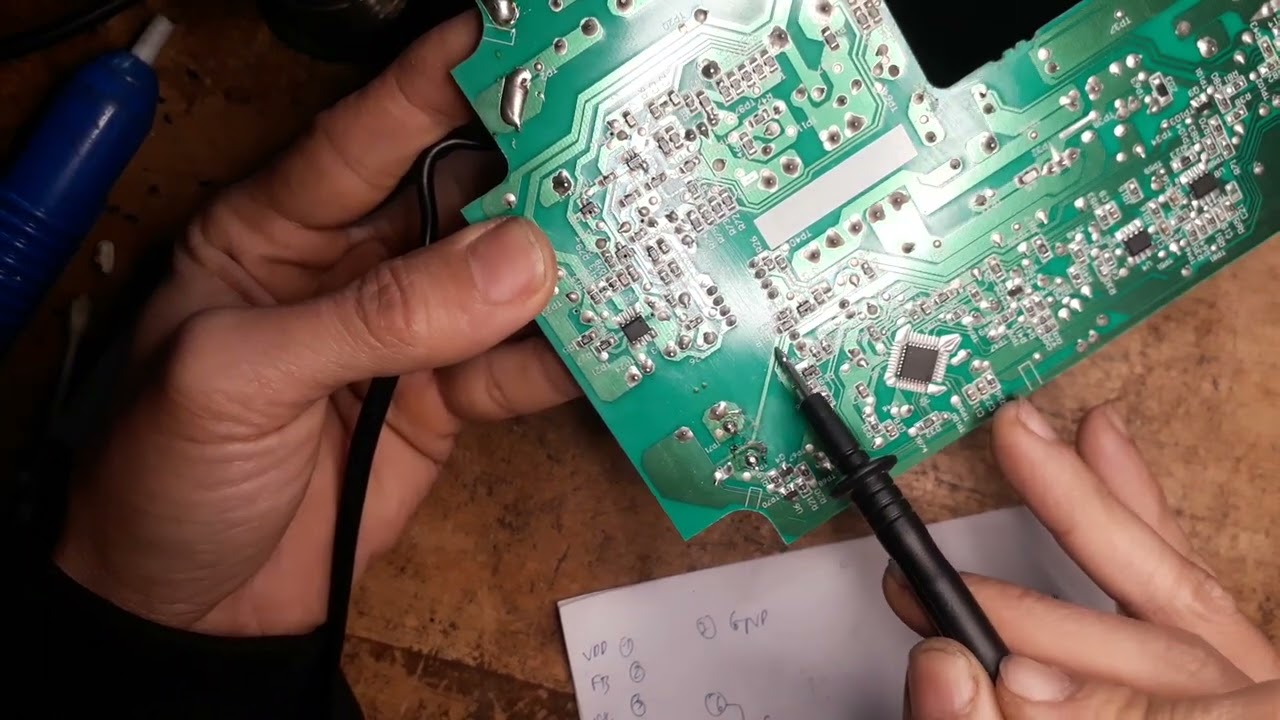 Sửa bộ sạc pin Makita DC18SD