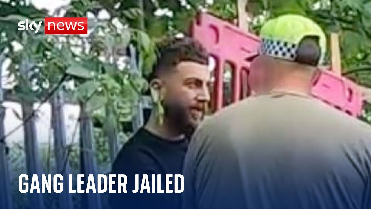 Gang leader who smuggled up to 10,000 migrants across Channel is jailed
