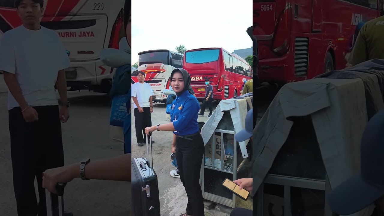 cantik berkrudung pramugari bus ss travelink 