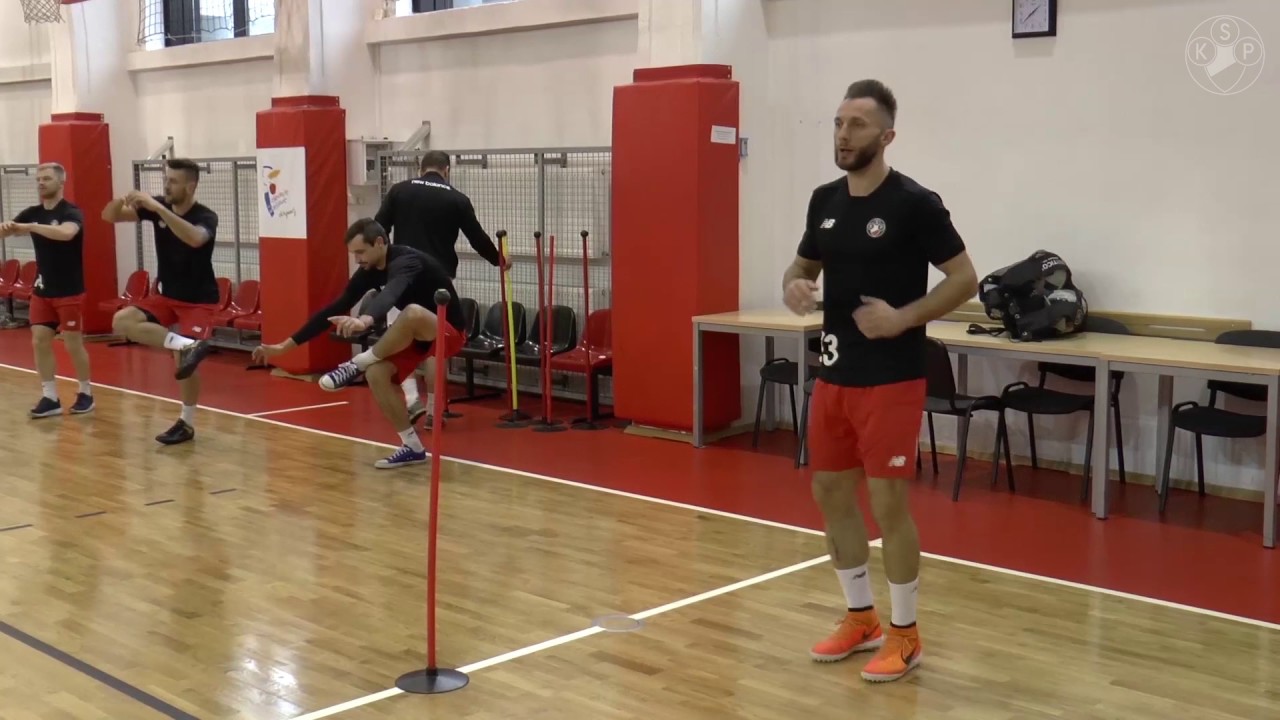 Czwartkowy trening na hali