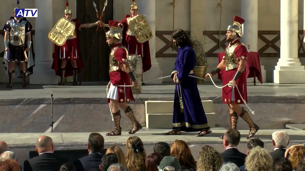 Semana Santa 2025: Viernes Santo de la Hermandad de Nuestro Padre Jesús Nazareno
