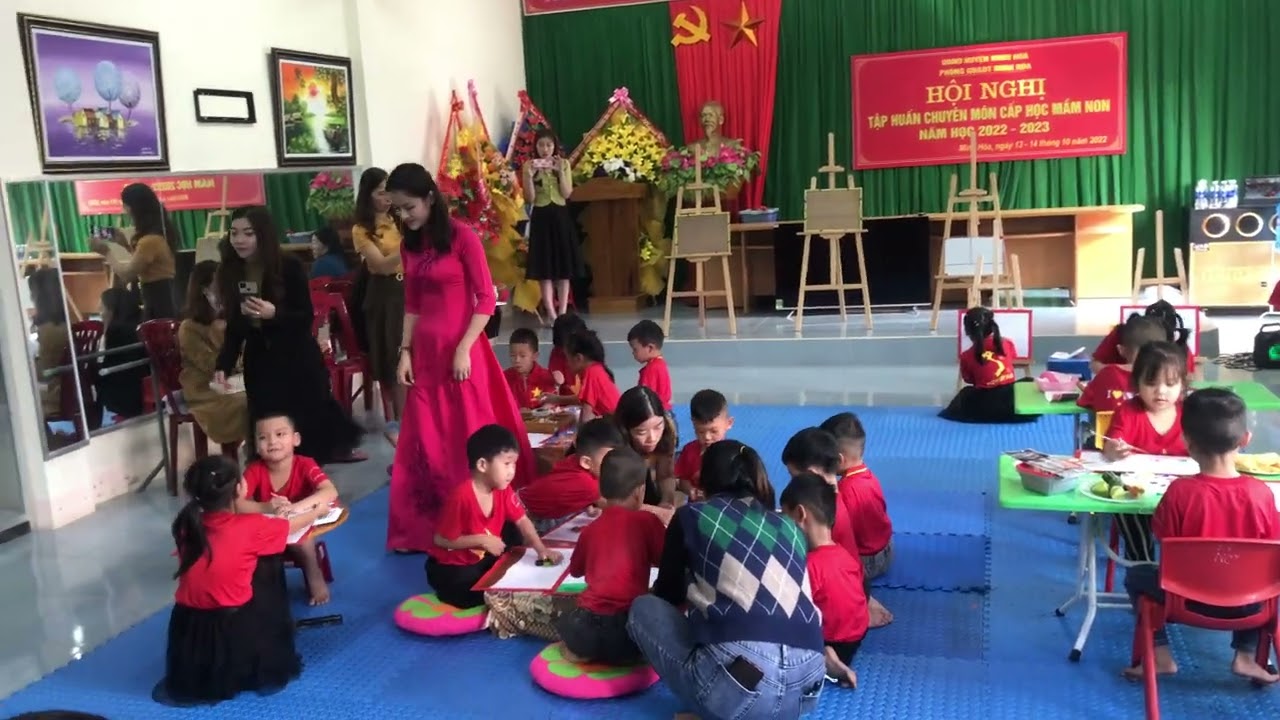 Làm hoa từ các nguyên liệu khác nhau