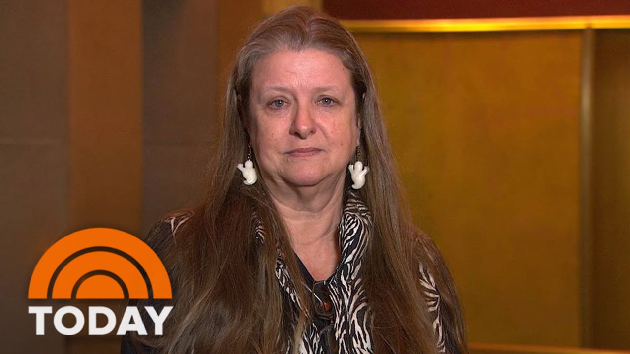 Husband Moved To Tears: Wife&rsquo;s Ambush Makeover &lsquo;Takes Me Back&rsquo; | TODAY